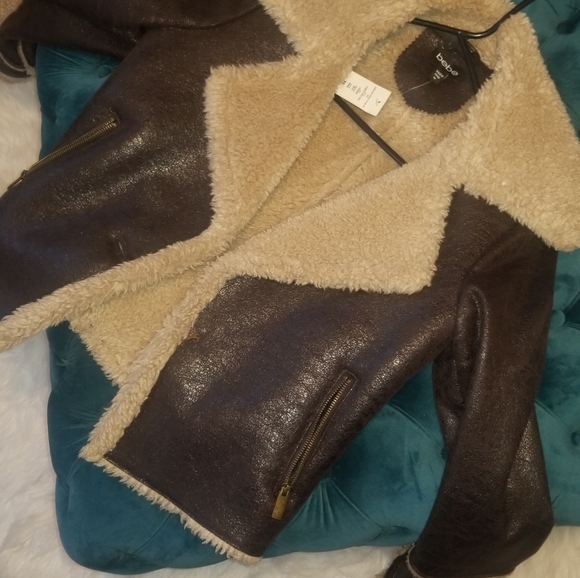 Bebe shearling oversized collar jacket size medium - Picture 5 of 7